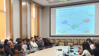 Uczestnicy, w czasie prezentacji